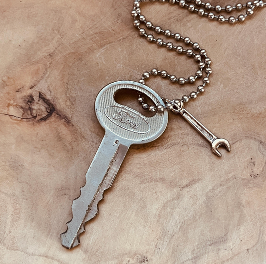 Vintage Ford Key Necklace, Ford Keychain, Mustang, Bronco, Ranger, Shelby, Fox Body, Ford Accessories