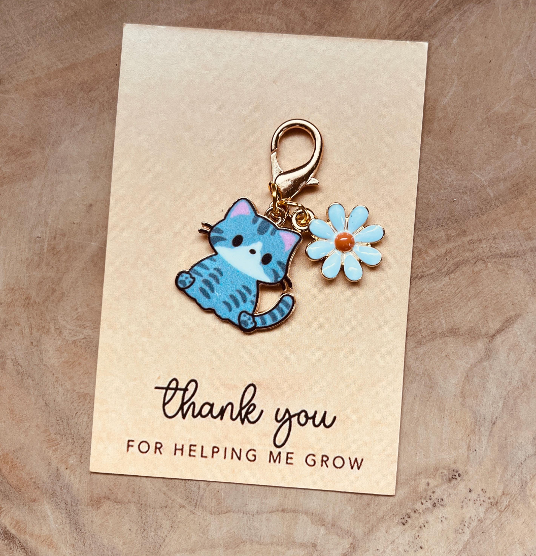 Cute Cat Zipper Pull, Kawaii Cat Charm, Cat Keychain, Daisy, Necklace, Bag Charm, Cat Lover Gift, Backpack or Purse Accessory, Pocket Hug