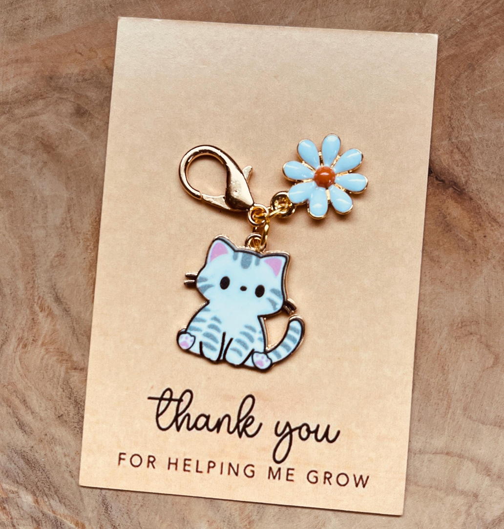 Cute Cat Zipper Pull, Kawaii Cat Charm, Cat Keychain, Daisy, Necklace, Bag Charm, Cat Lover Gift, Backpack or Purse Accessory, Pocket Hug