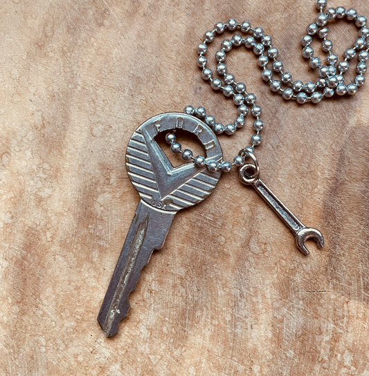 Vintage Ford Key Necklace, Ford Keychain, Mustang, Bronco, Ranger, Galaxie, Fox Body, Ford Accessories