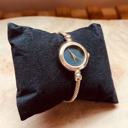 Gold Rope Bangle Watch, Round Bezel Watch, Pointer Quartz, White & Gold Watch, Adjustable, Bracelet Stack, Minimalist, Retro Style, Dainty, Elegant Twist Band