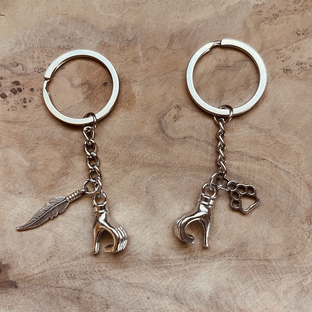 Best Friends Keychain Set of 2 Magnetic Hand Heart Keychains Friendship Gift, Bag Charms, BFF