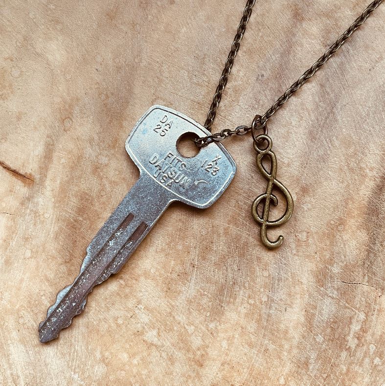 Vintage Datsun Key Necklace, 240Z 260Z 280Z 510 Pickup, Classic Datsun Keychain Jewelry