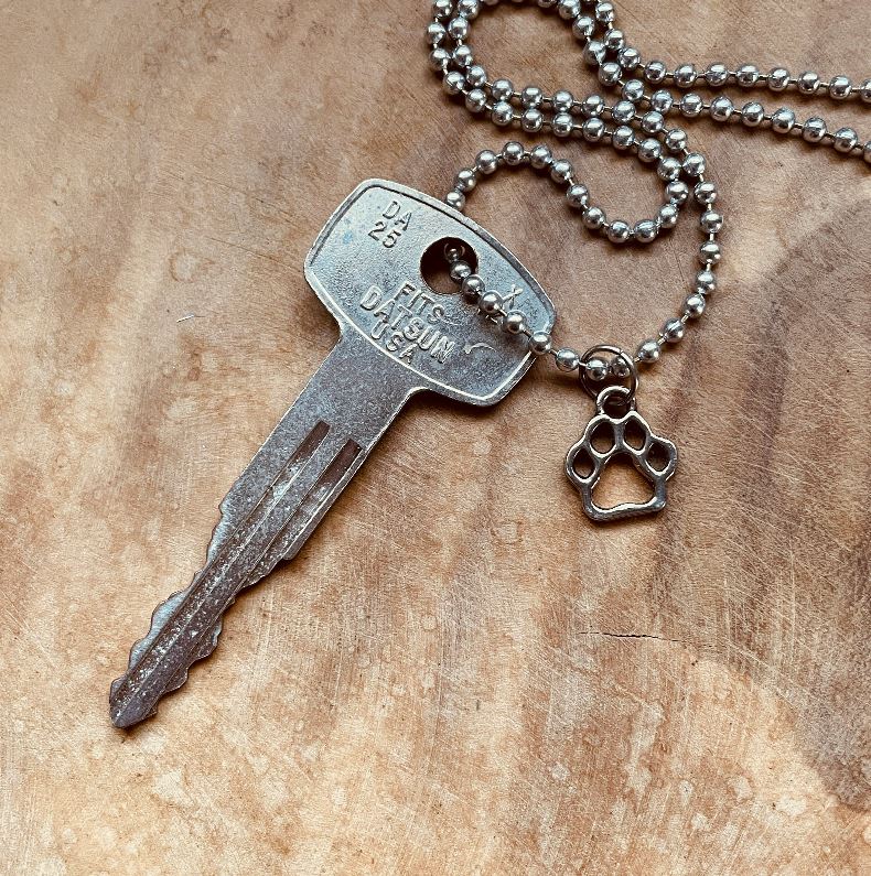 Vintage Datsun Key Necklace, 240Z 260Z 280Z 510 Pickup, Classic Datsun Keychain Jewelry