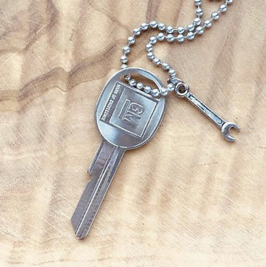 Vintage General Motors Key Necklace, GM Chevrolet Corvette Buick Oldsmobile Pontiac Keychain Jewelry