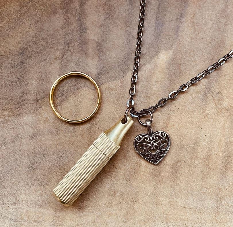 Mini Blade Necklace or Keychain, Brass Utility Knife Pendant, Functional Pendant, Personalized Charm Necklace, Everyday Carry Jewelry